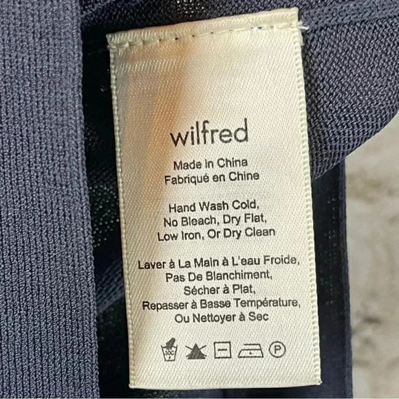 Wilfred Aritzia Size Small Blue Sleeveless Top Side Slits Rayon Nylon Blouse S - Picture 4 of 6